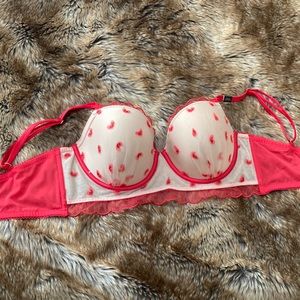 VS Bra 34DD